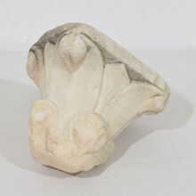 Medieval romanesque carved marble capital fragment, Italy circa 1250-1400