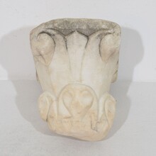 Medieval romanesque carved marble capital fragment, Italy circa 1250-1400