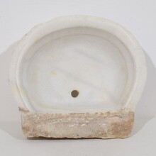 White marble water basin or sink, Italy circa 1750-1800