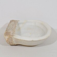 White marble water basin or sink, Italy circa 1750-1800