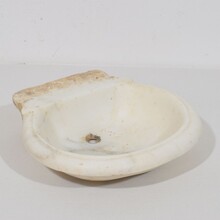 White marble water basin or sink, Italy circa 1750-1800