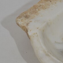 White marble water basin or sink, Italy circa 1750-1800