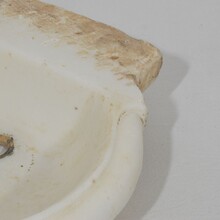 White marble water basin or sink, Italy circa 1750-1800