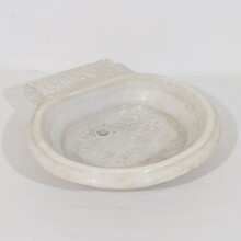 White marble water basin or sink, Italy circa 1750-1800