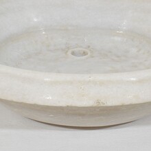 White marble water basin or sink, Italy circa 1750-1800