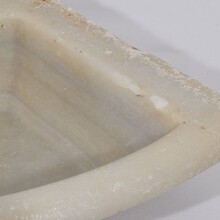 White marble water basin or sink, Italy circa 1750-1800