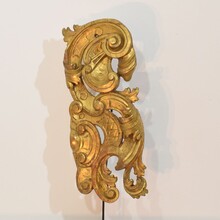 Large hand carved giltwood baroque curl ornament, Italy circa 1750