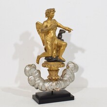 Giltwood neoclassical angel, Italy circa 1780-1820