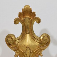 Pair giltwood baroque finials, Italy circa 1750