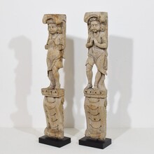 Pair of weathered oak renaissance angel figure ornaments, France 17th century