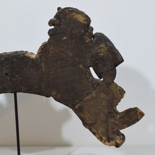 Carved wooden baroque angel fragment, Spain circa 1700-1750